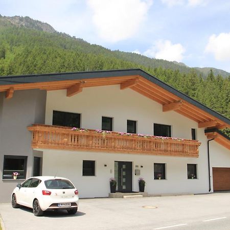 Apart Berggluck Apartment Sankt Leonhard im Pitztal Exterior photo