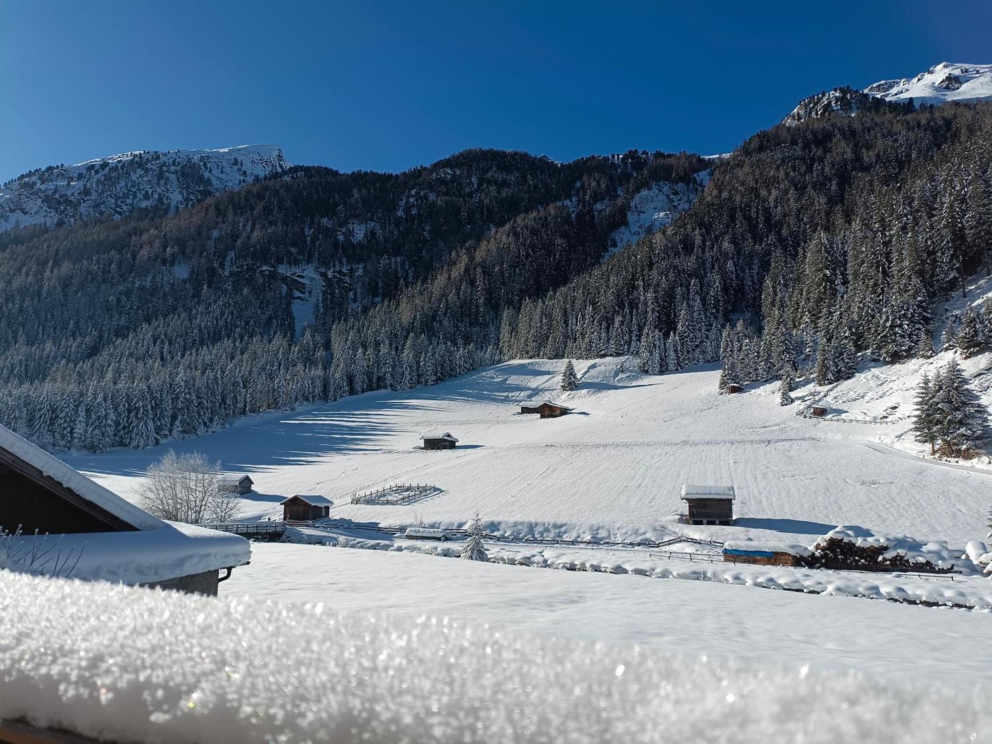 Apart Berggluck Apartment Sankt Leonhard im Pitztal Exterior photo